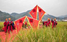 行摄瓦屋乡丰收祭祀