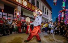 思南花灯亮相万山旺家易地扶贫安置点