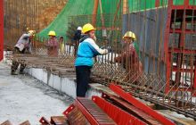 碧江区落箭坪大桥建设迎难而上稳步推进