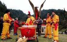 石阡仡佬族敬雀节